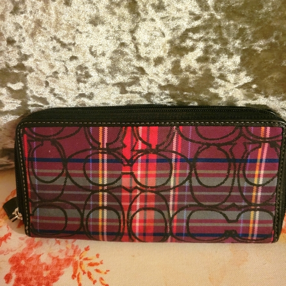 Coach Wallet - Picture 2 of 5